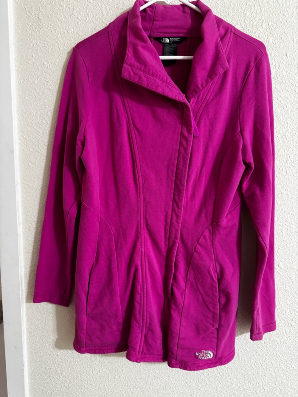 The North Face Women's Magenta Fleece Jacket